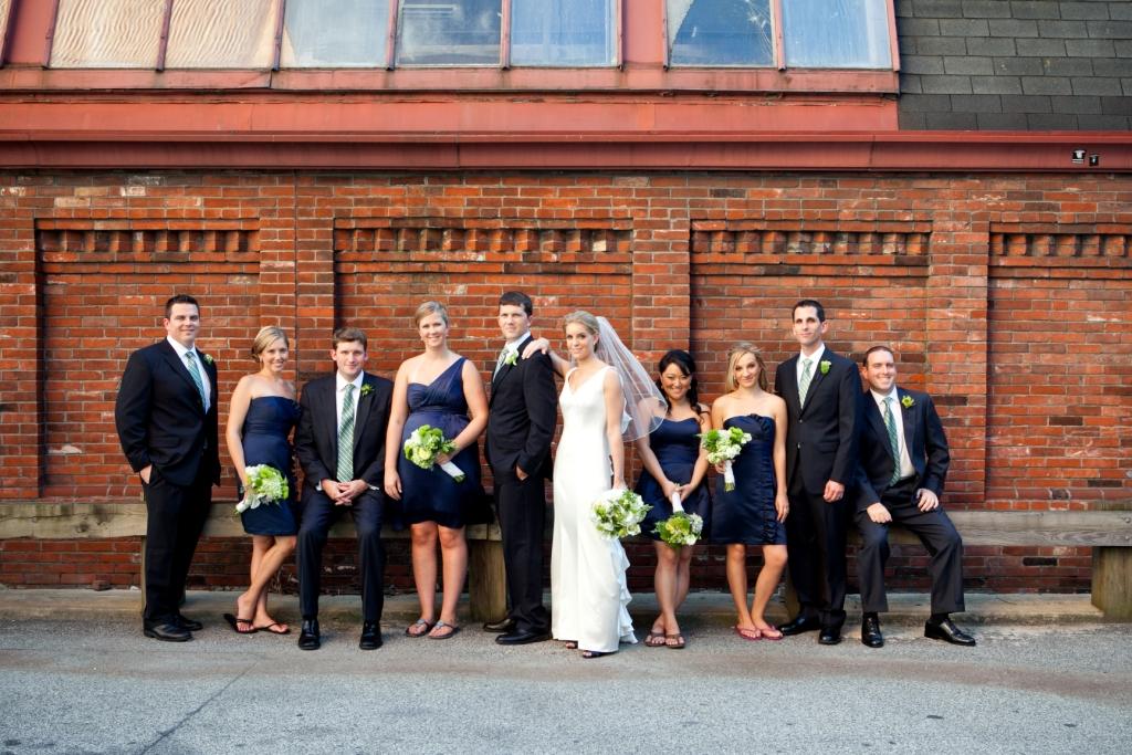 New York wedding photographer Sofia Negron wedding at the Kimmel Center rustic modern charm evantine design navy, green