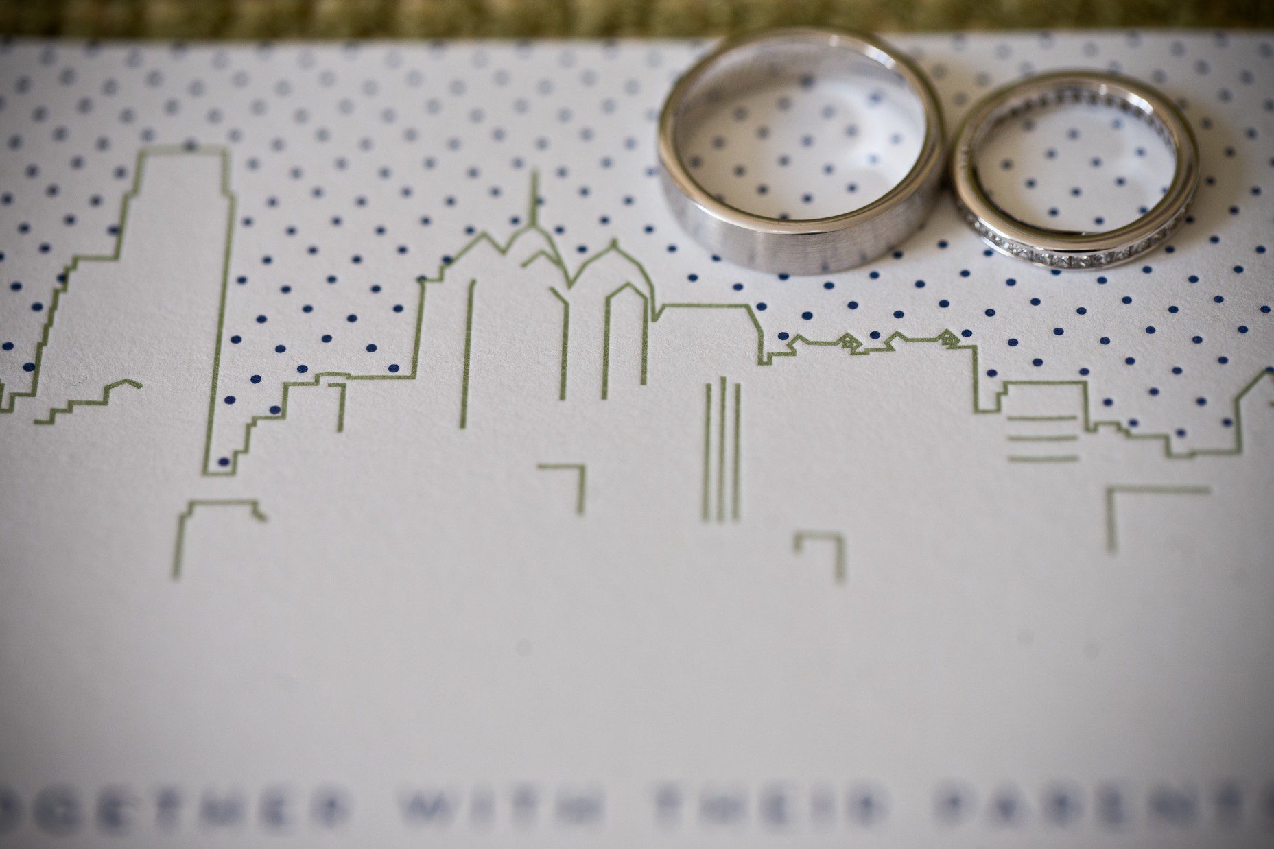 New York wedding photographer Sofia Negron wedding at the Kimmel Center rustic modern charm evantine design navy, green