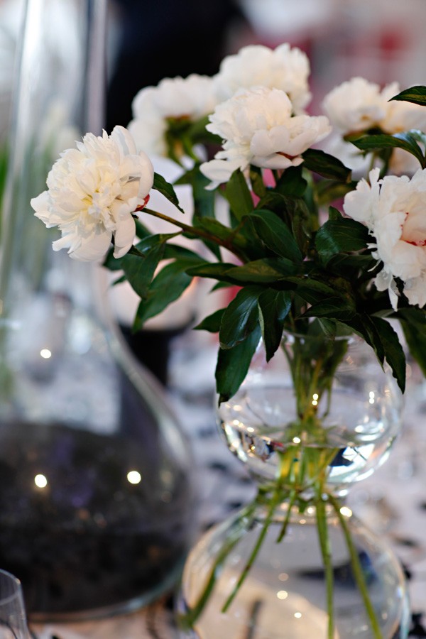 white peonies modern glass vase tented event black and white theme evantine design philadelphia events