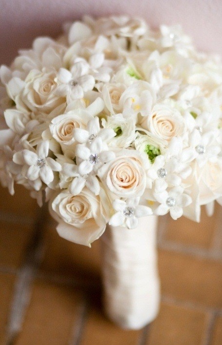 stephanotis bridal bouquets, white wedding flowers, traditional bridal bouquets, evantine design