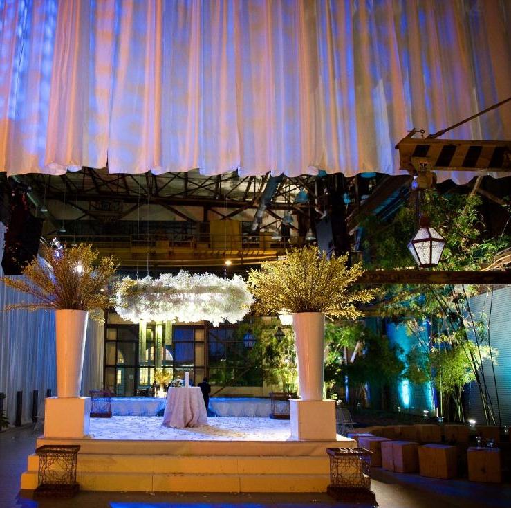 florating cloud babys breath chuppah urban outfitters philadelphia cliff mautner evantine design