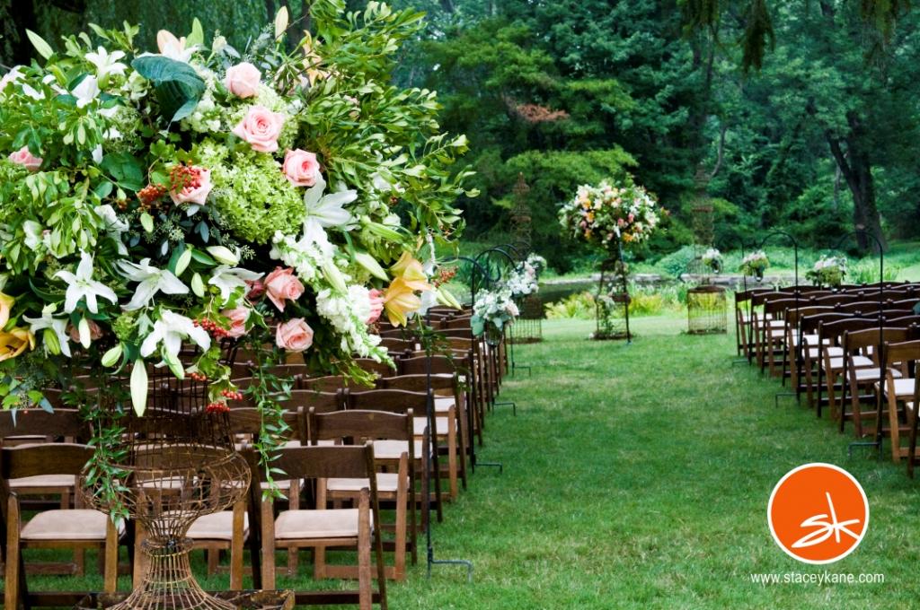 outdoor wedding ceremonies philadelphia tented weddings on the main line suburban philadelphia weddings appleford evantine design