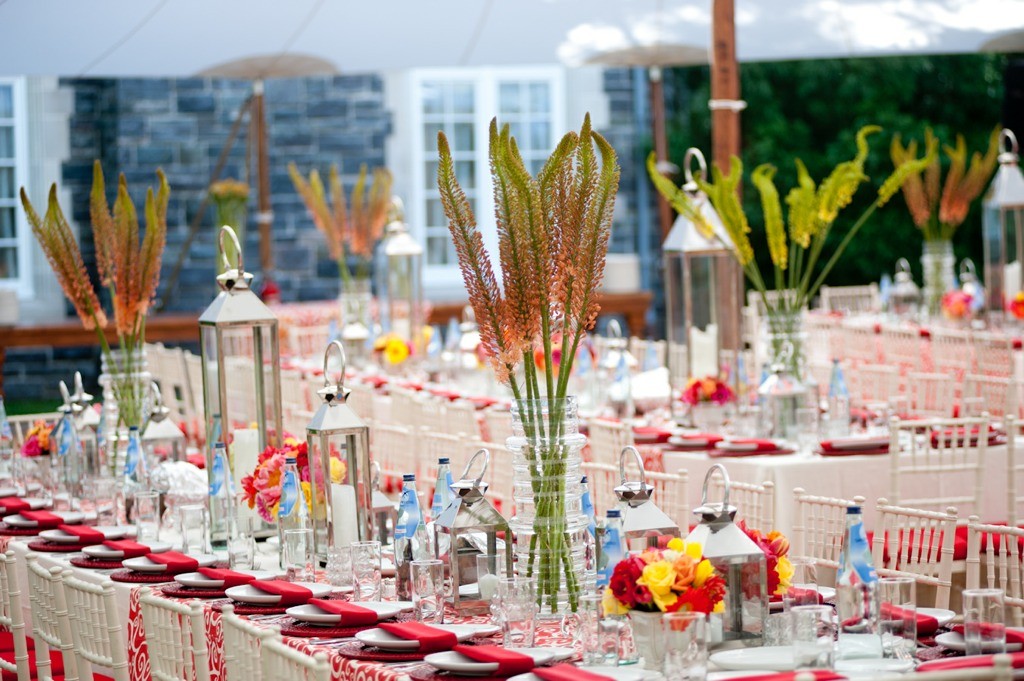 summer-graduation-party-tented-events-at-home-weddings-philadelphia-events-sailcloth-eventquip-evantine-design