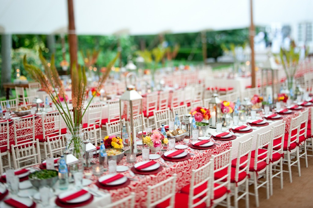 red-white-party-tent-sailcloth-graduation-parties-philadelphia-weddings-evantine-design