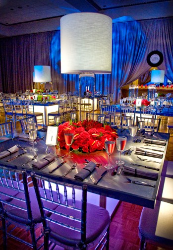 metal-dinner-tables-white-lamps-philadelphia-bar-mitzvahs-evantine-design-har-zion