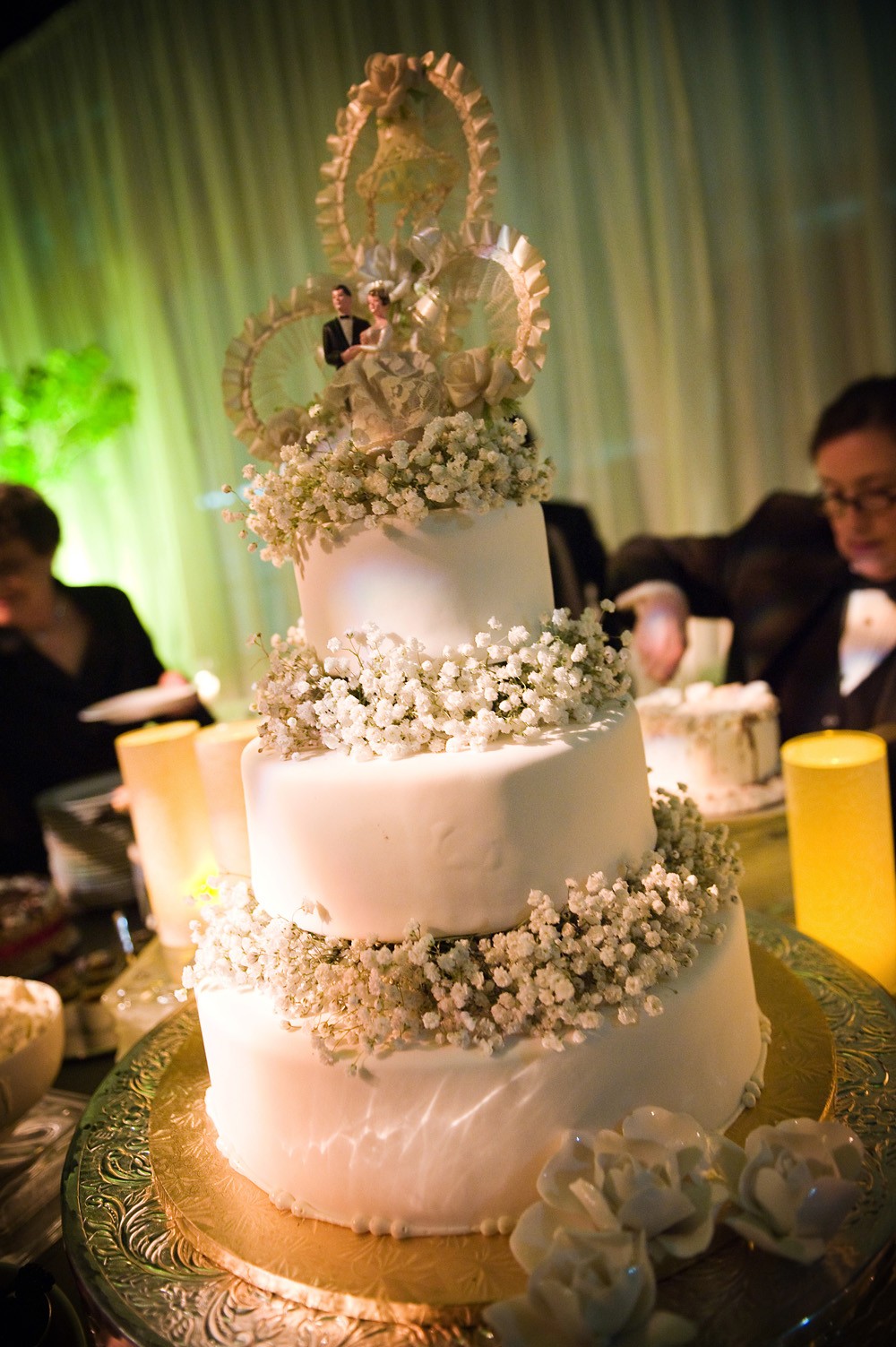 Wedding Cake with Vintage Cake Topper Philadelphia Event Planners