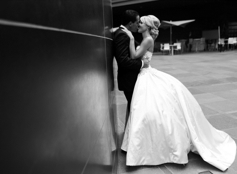 bridal portraits philadelphia locations urban settings kimmel center