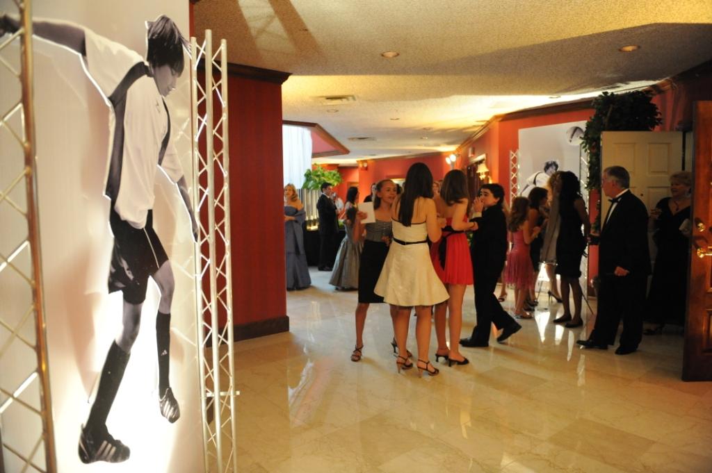 sports themed parties lifesize photos philadelphia party planners