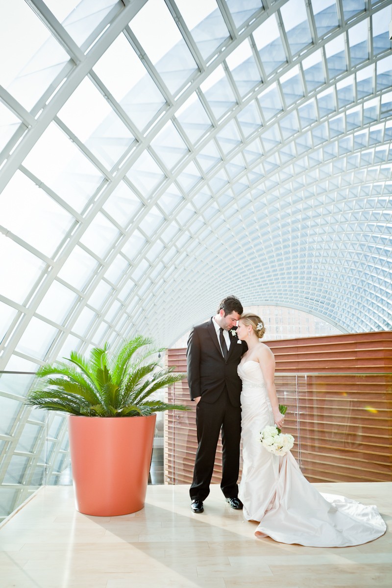 Bridal Portraits Kimmel center Philadelphia