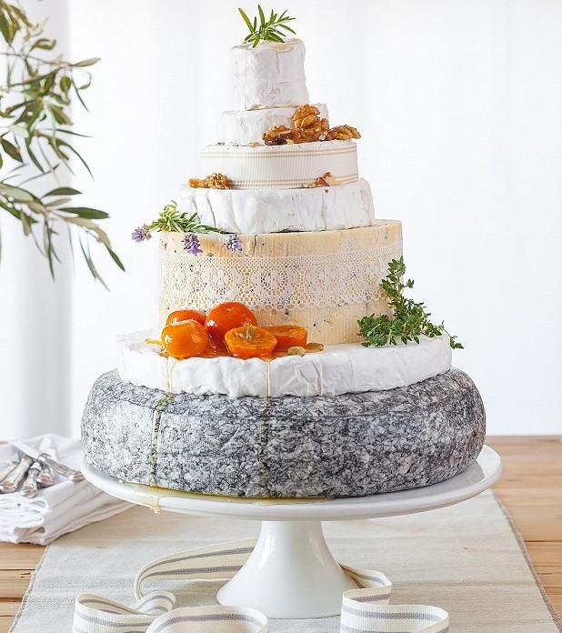 wedding-cheese-cake-tasha seccombe