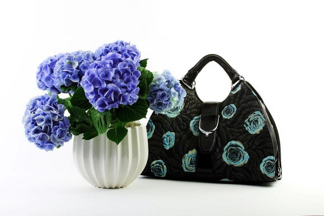 Mothers Day Gifts Evantine Design Blue Hydrangea