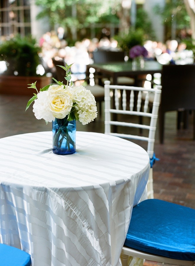 cocktail table arrangements blue and white weddings evantine design spring weddings liz banfield