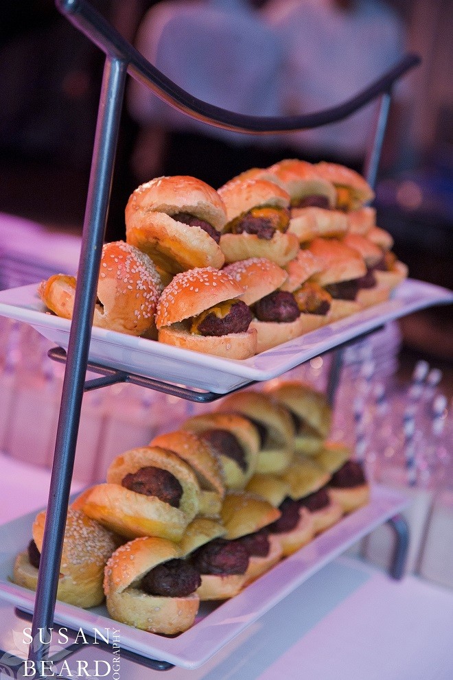 mini burger food stations for cocktail parties philadelphia mitzvahs kid friendly menus evantine design