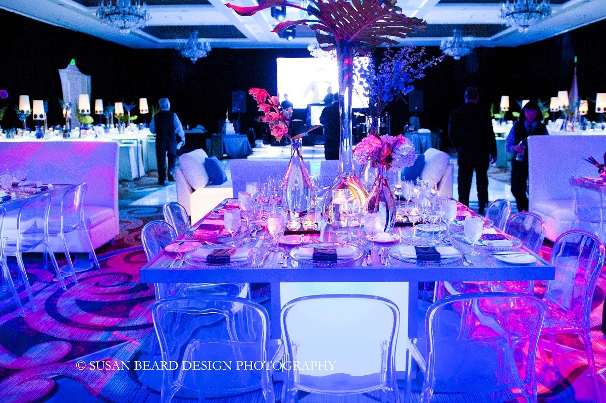 blue and white modern party design for bar mitzvahs evantine design susan beard design