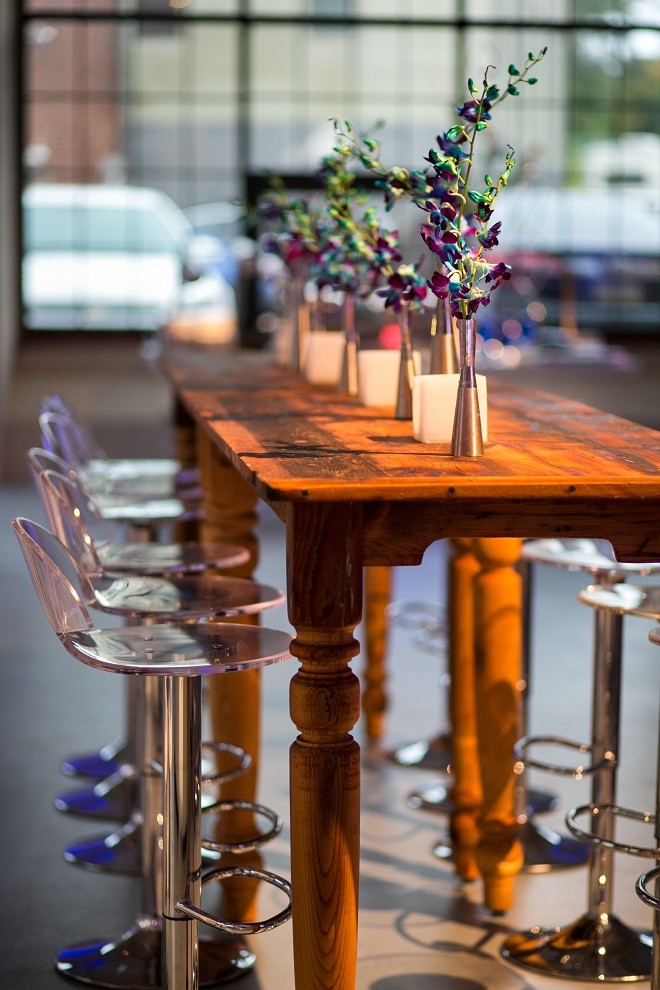 modern white lounge mitzvah with raw wood blue lighting evantine designn moulin loft space philadelphia 27 blue orchids wood tables