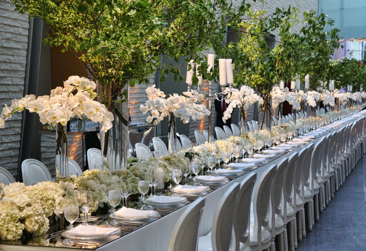 Long Dinner Tables Event Designer Evantine Design Modern Tablescapes White Wedding Flowers Maria Labbancz