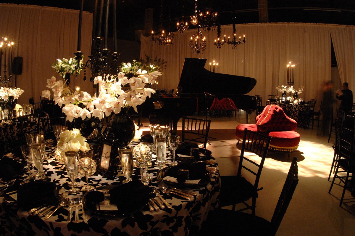 black-and-white-dinner-party-philly-private-event-planners-philadelphia-evantine-design-susan-beard-design